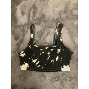 hollister social tourist crop top